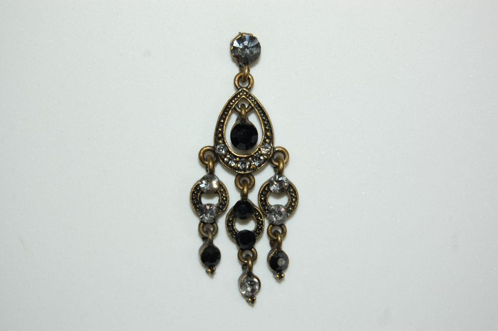 Beautiful black earrings Sultana